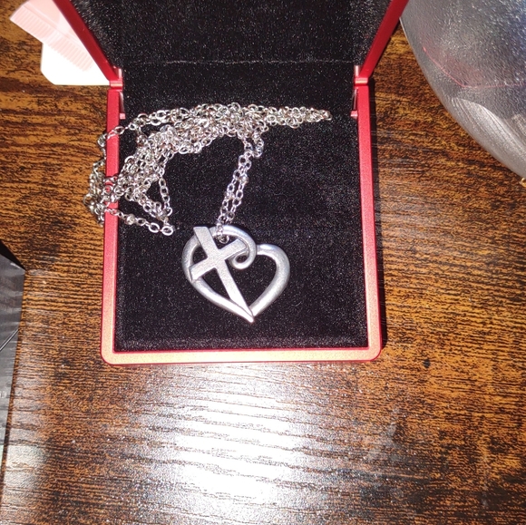 COPY - Heart and Cross Necklace - Picture 2 of 4